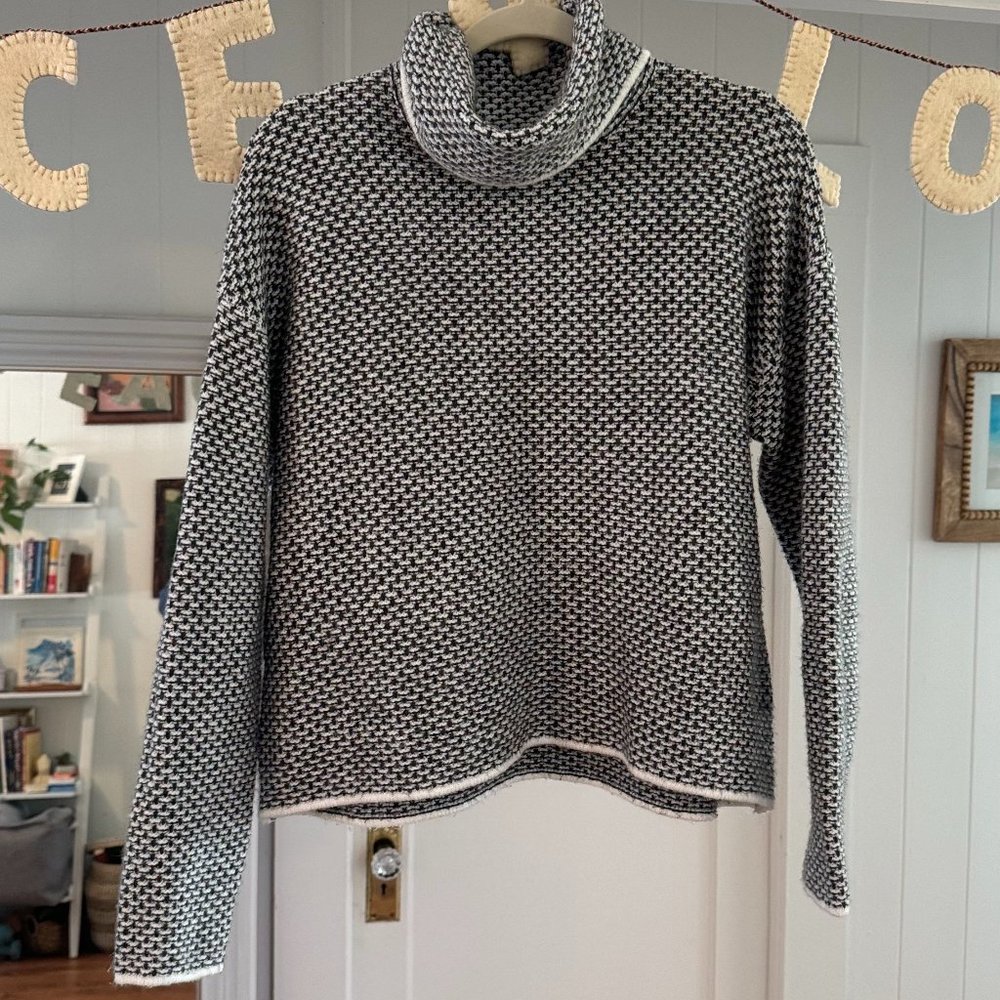 Cozy Warm Turtle Neck Sweater - Christian Siriano